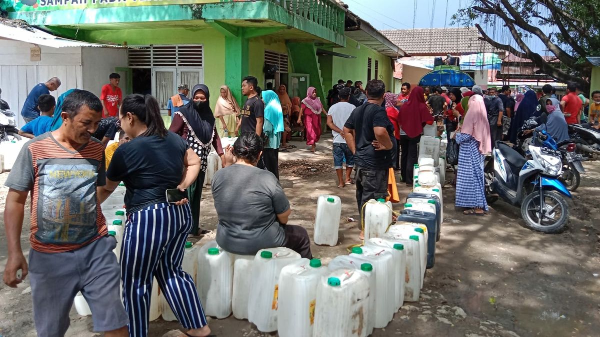 Polres Gorontalo Kawal Pendistribusian 9.280 kg Minyak Goreng Curah