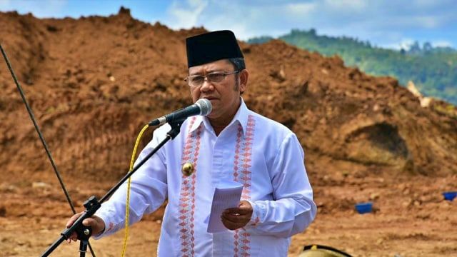 Bupati Gorontalo Utara Meninggal Dunia