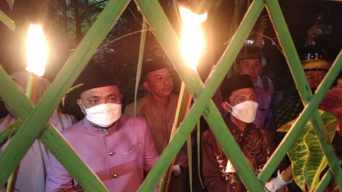 Bupati Gorontalo Maknai Tradisi Malam Pasang Lampu Sebagai Semangat Kebangkitan