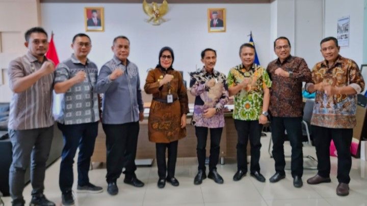 Nelson Sambangi Kantor Pusat BNPB