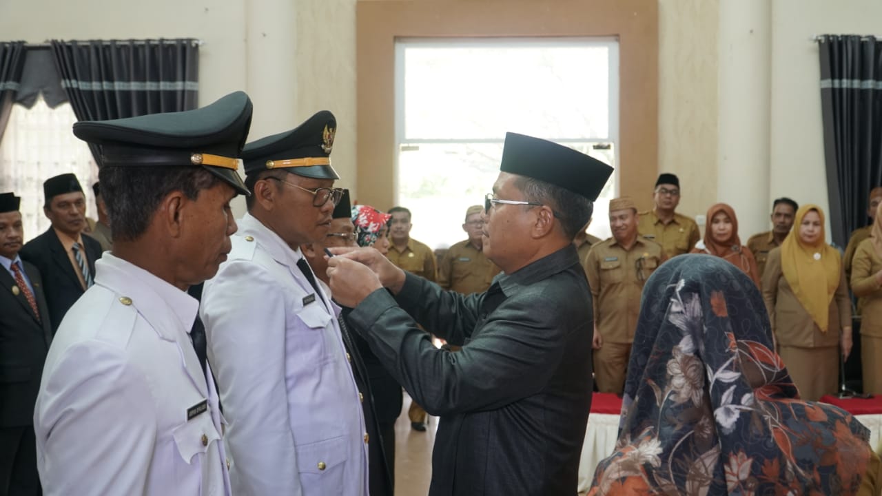 Pesan Bupati Gorut Kepada Pejabat yang Baru Dilantik