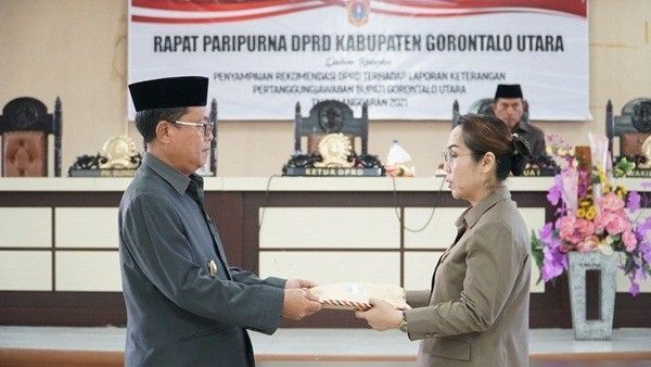 DPRD Sampaikan LKPJ Bupati Gorontalo Utara Tahun 2022