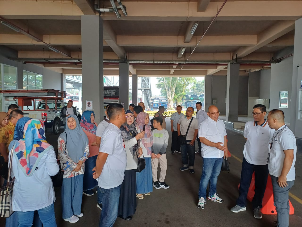 Peserta Rakernas APPDI Kunjungi Samsat Digital Terminal Leuwipanjang dan Masjid Al Jabbar