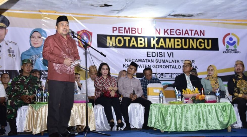 Pemprov Gorontalo Serahkan Bantuan Rp2 Miliar di “Motabi Kambungu”