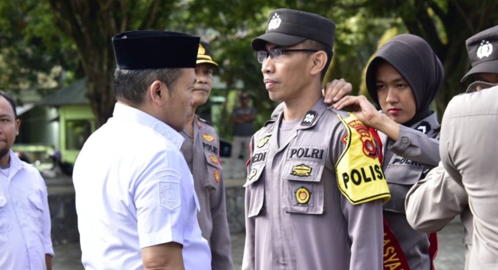 Gubernur Gorontalo Imbau Kepala Daerah Bentuk Satkamling di Tingkat Dusun