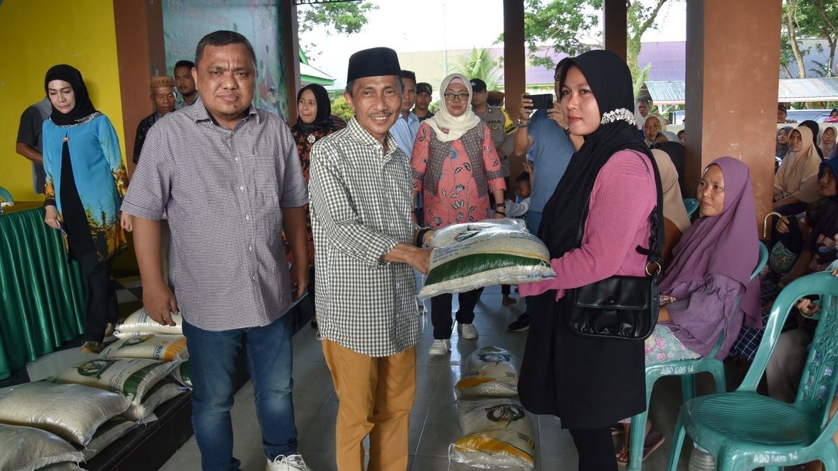 Pemkab Gorontalo Salurkan Bantuan Beras CPP Kepada 50.431 KPM