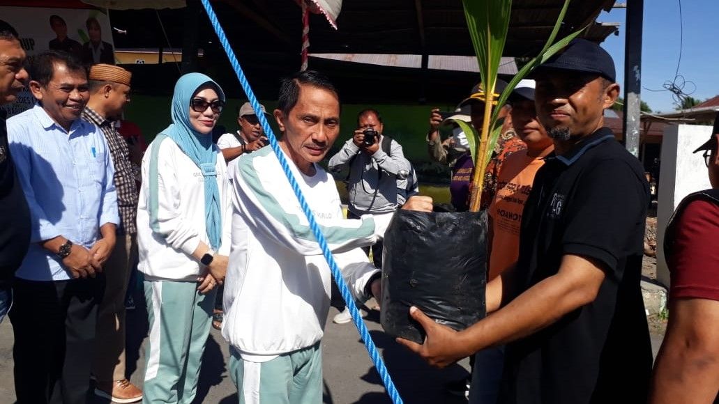 Peringati Hari Lingkungan Hidup Sedunia, Bupati Gorontalo Ajak Warga Tanam Pohon