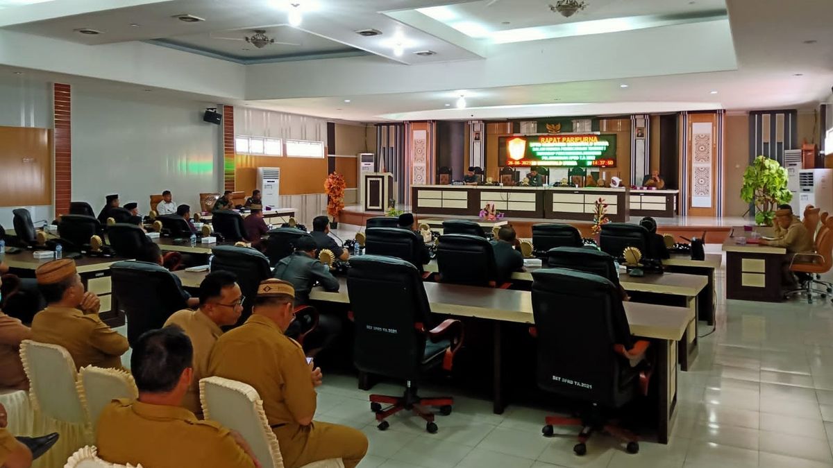 Bupati Gorontalo Utara Mangkir dari Rapat Paripurna DPRD