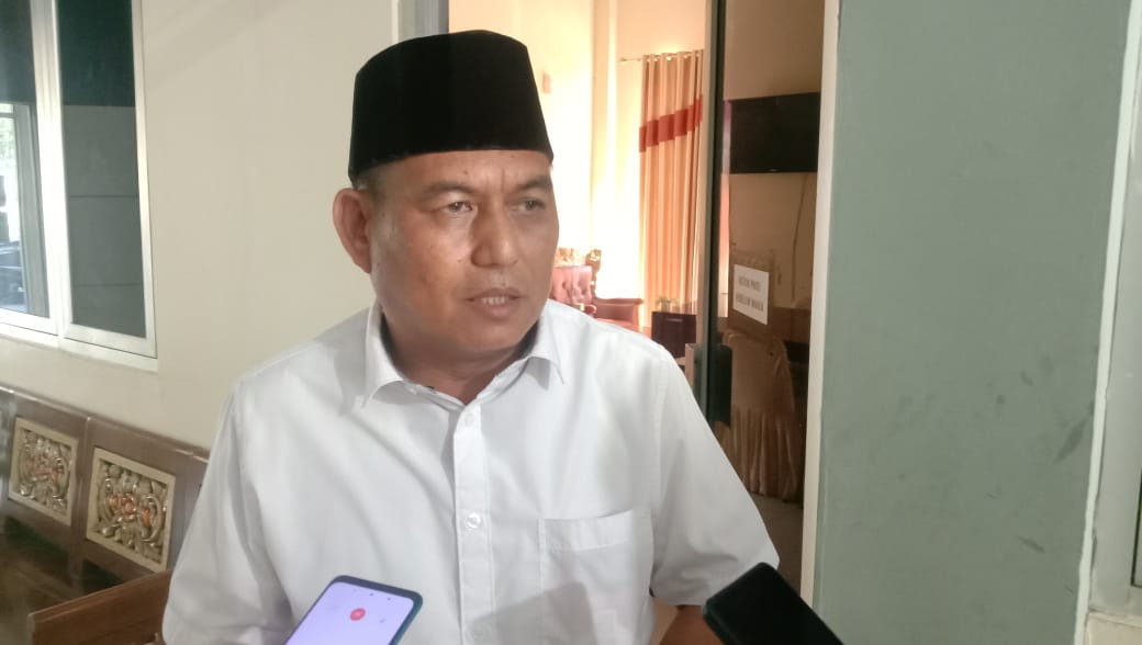 Matran Lasunte Tanggapi Konflik Antara Warga dan Kepala Desa Topi