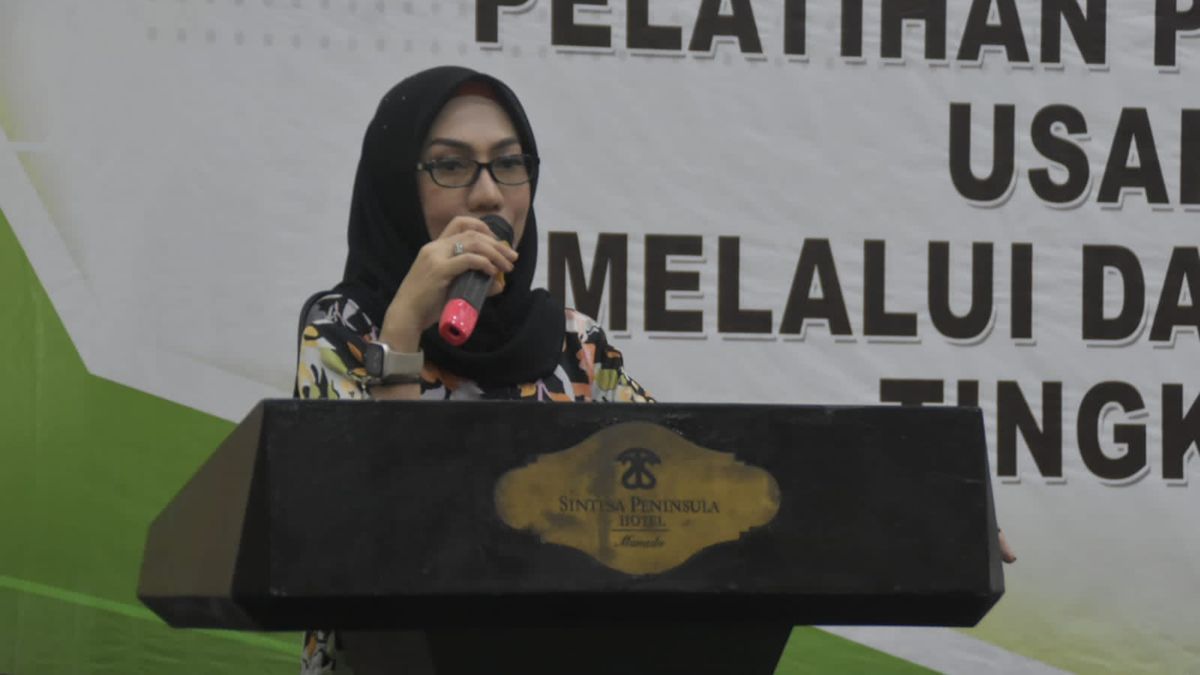 Ketua Dekranasda Kabupaten Gorontalo Dorong Perempuan
Kembangkan UKM