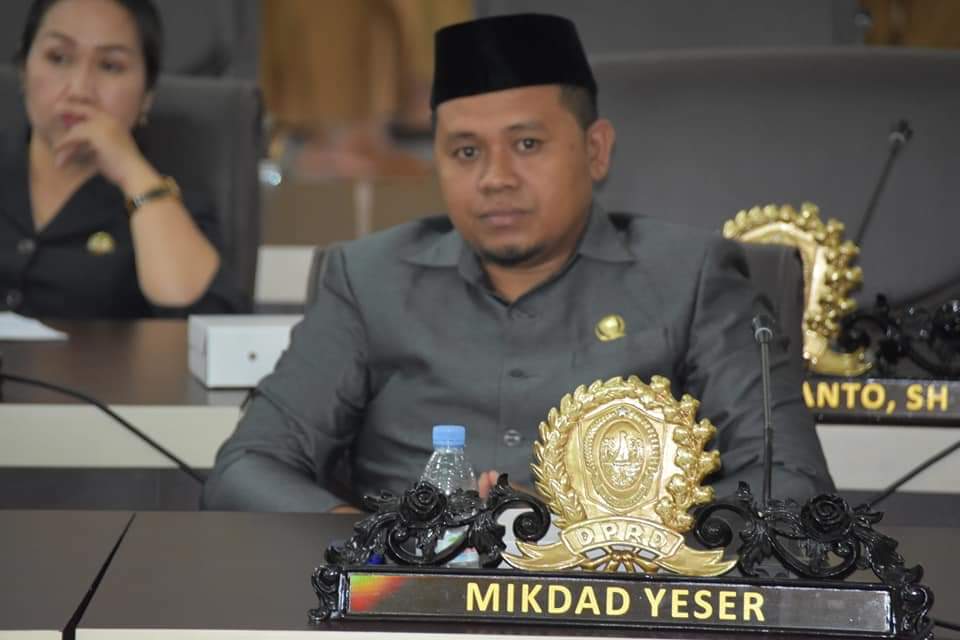 Mikdad Yeser Minta Pemda sediakan Bis Gratis Bagi Siswa Monano dan Anggrek