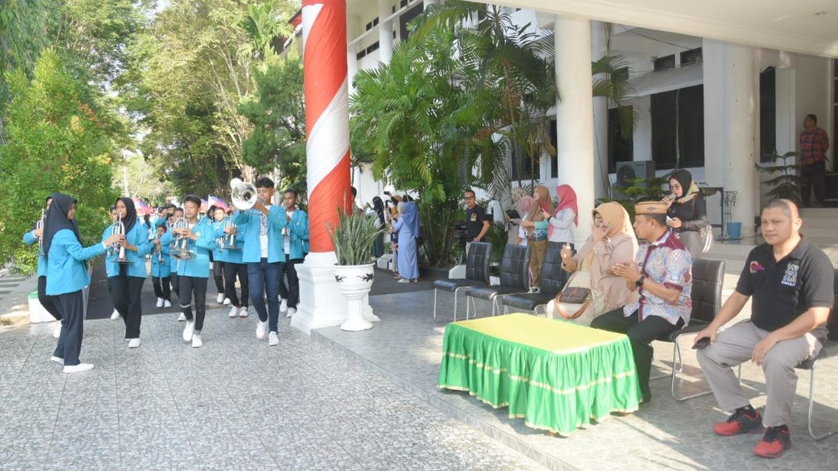 MTs Negeri 1 Kabupaten Gorontalo Raih Juara Marching Band se-Indonesia Timur