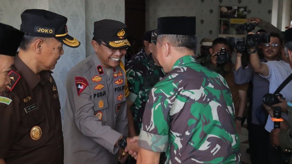 Kapolda Gorontalo Sambut Kedatangan Pangdam X III Merdeka