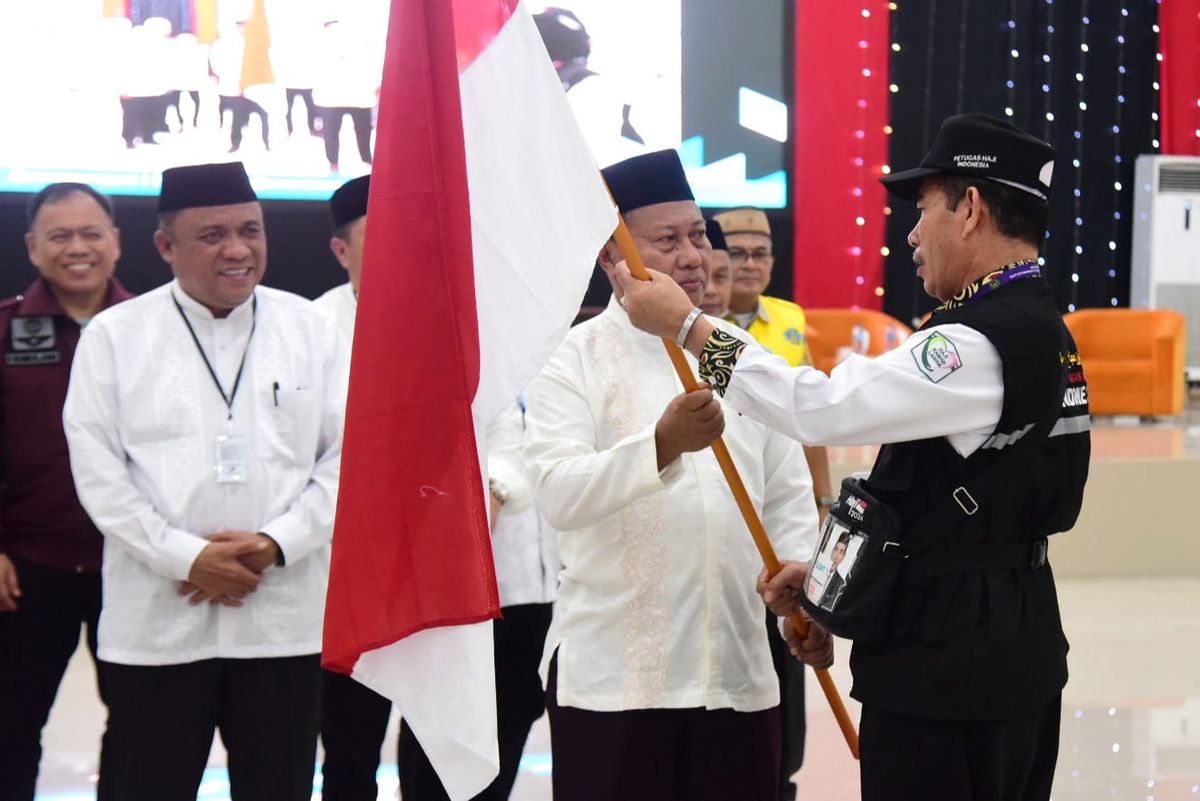 JCH Gorontalo Kloter 10 UPG Diberangkatkan ke Tanah Suci