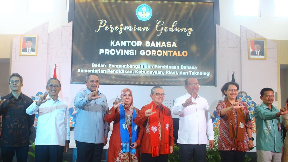 Sekjen Kemendikbudristek Resmikan Kantor Bahasa Gorontalo