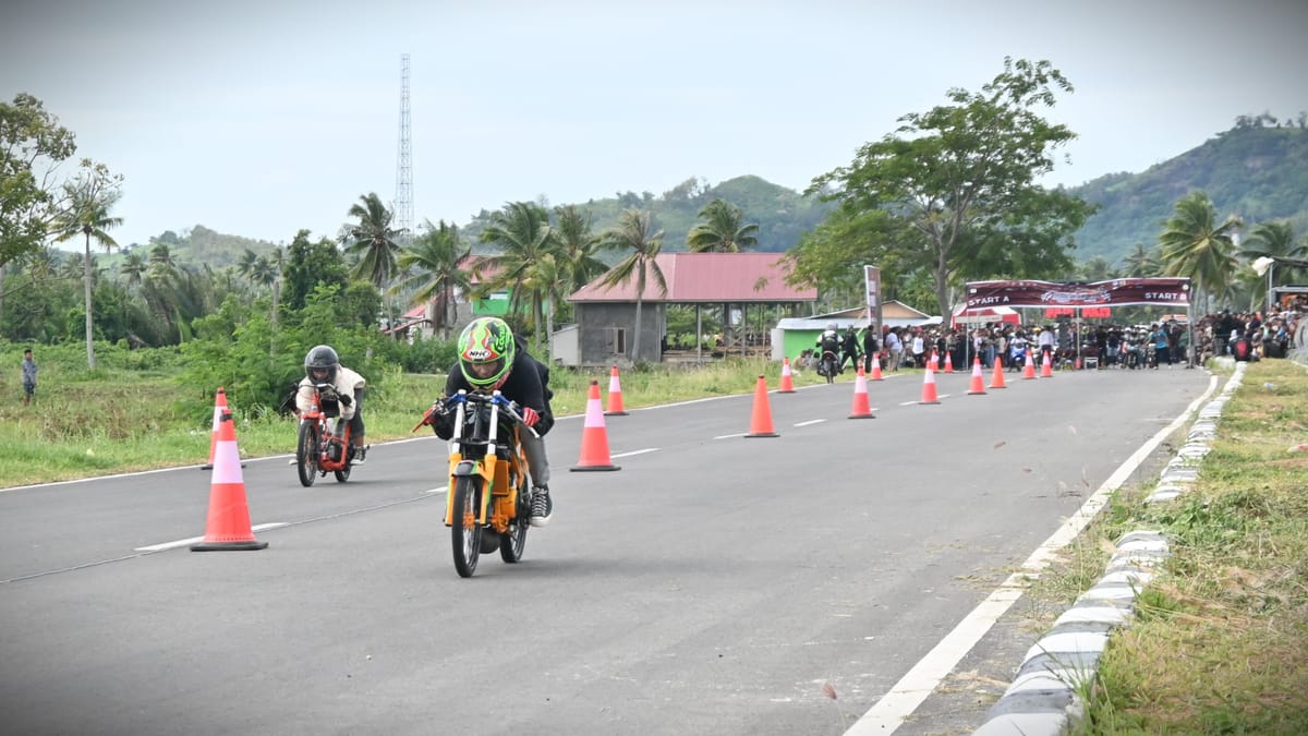 Drag Race, Adu Cepat Motor Meriahkan HUT Bhayangkara ke-78