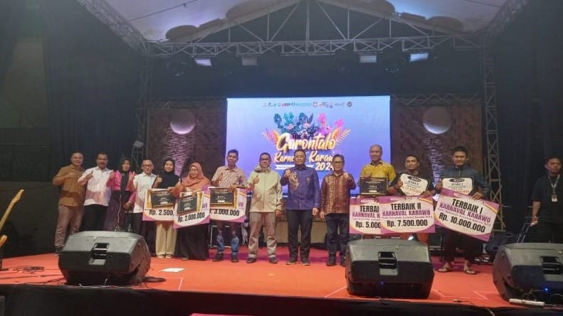 Dinas Arpus Raih Juara 1 Gorontalo Karnaval Karawo 2024