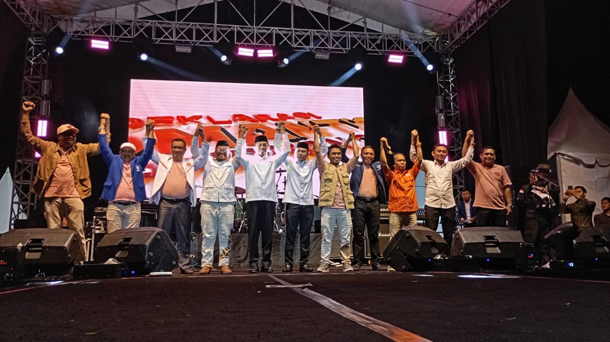 Roni Imran dan Ramdhan Mapaliey Deklarasi diri sebagai Pasangan Calon Bupati dan Wakil Bupati Gorontalo Utara 2024