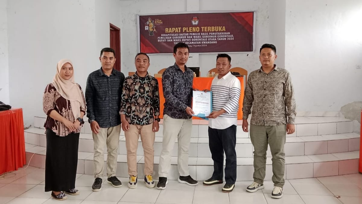 PPK Kecamatan Kwandang Sukses Gelar Rapat Pleno Terbuka Rekapitulasi Daftar Pemilih