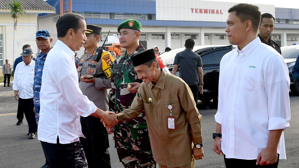 Pesan Jokowi Kepada Bupati Gorontalo