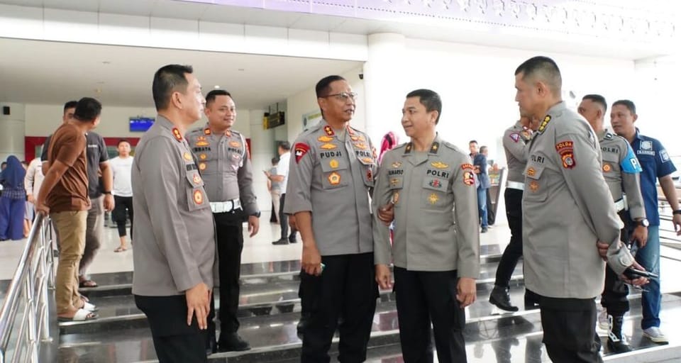 Irjen Pol Pudji Sambut Kedatangan Karo RBP Srena Polri